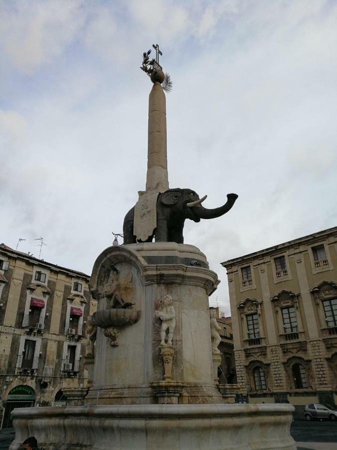 La Mansarda Di Ninni Catania Luaran gambar