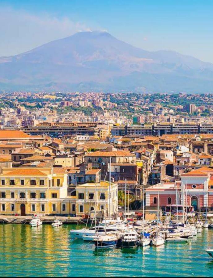 La Mansarda Di Ninni Catania Luaran gambar